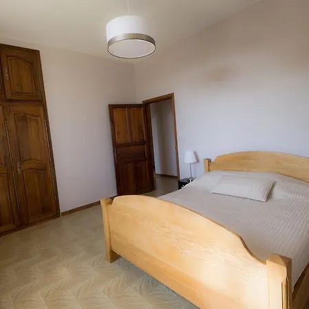 Holiday home Clos Du Pere Clement